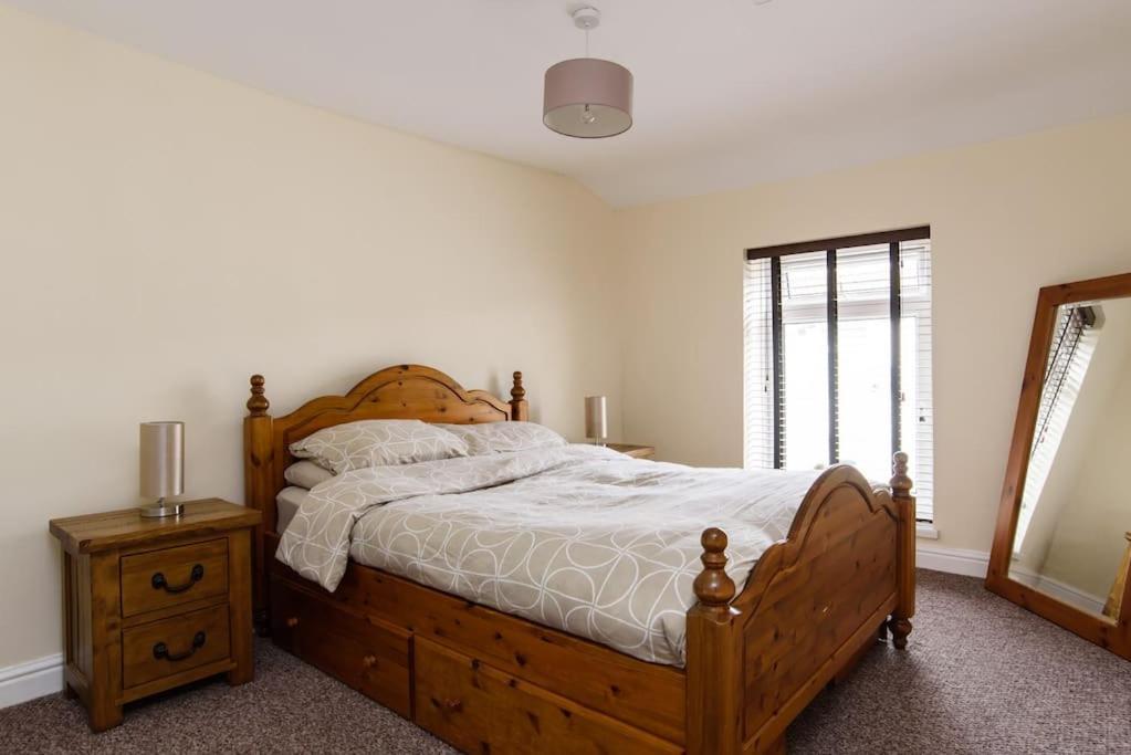 Colliers House Villa Abercanaid Kültér fotó